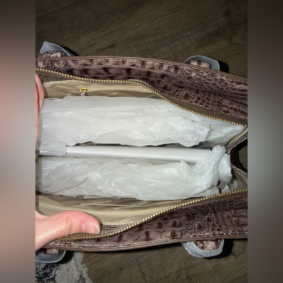 Brahmin Small Finley Smokey Taupe - Picture 6 of 8